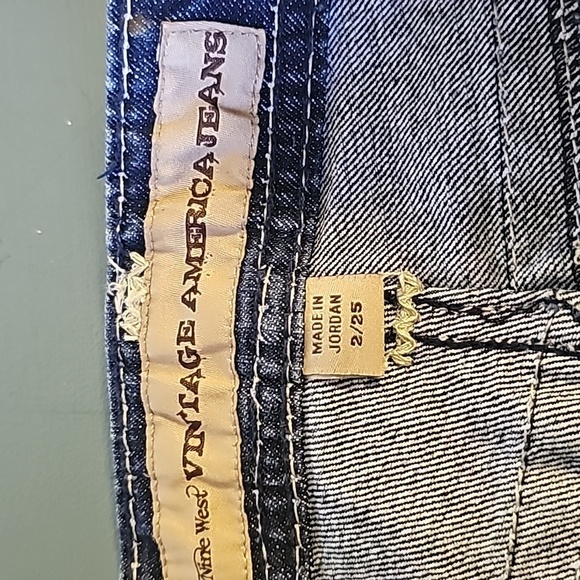 Nine West Vintage American Jeans. Mid Rise bootcut. Enbroidery, NICE Y2K - Picture 7 of 11